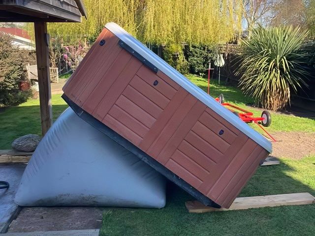 hot-tub-relocation-services-1-kireth-ai